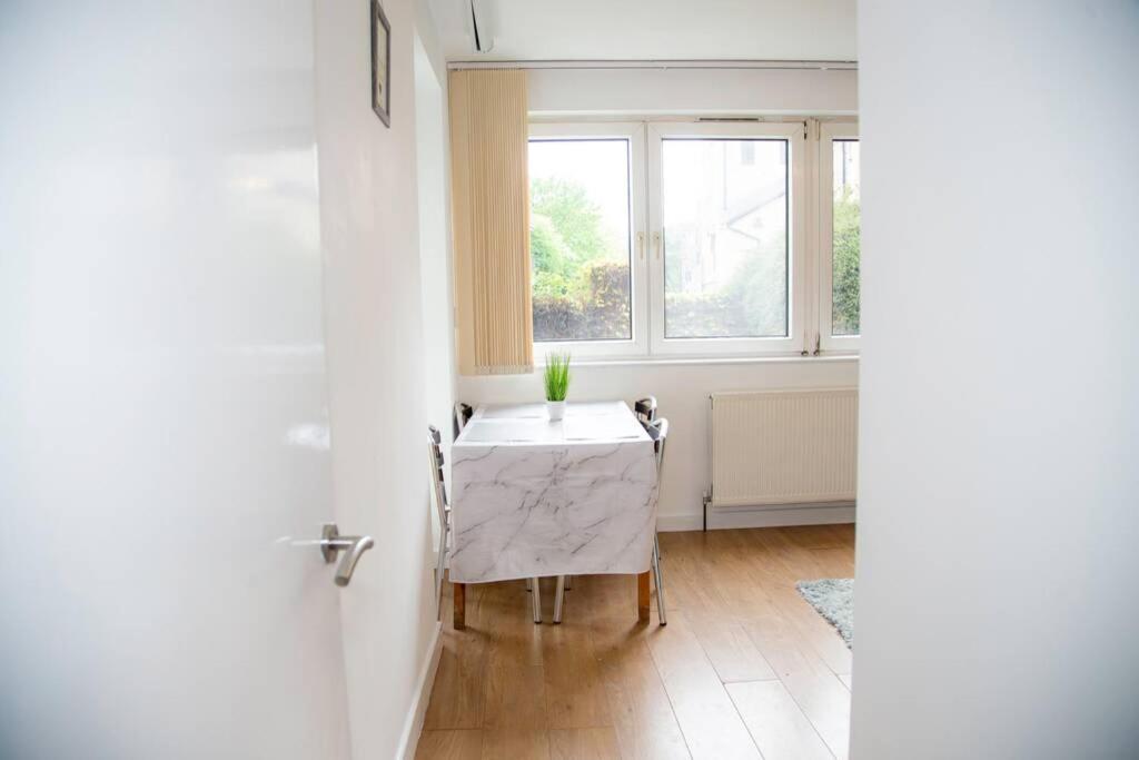 Shoreditch Hoxton Large 3 Bed Garden Flat Free Parking Aor Only Londres Exterior foto